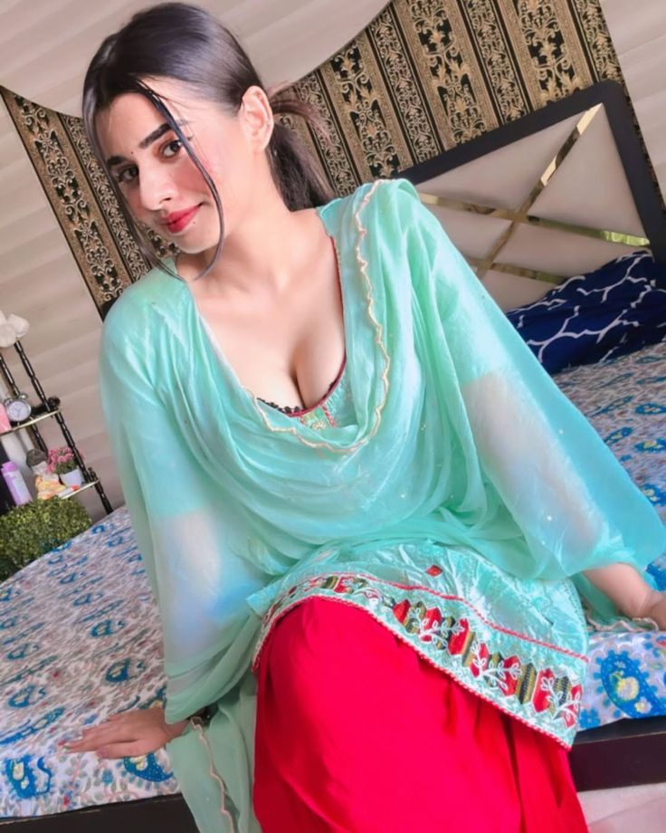 Lahore VIP Call Girls